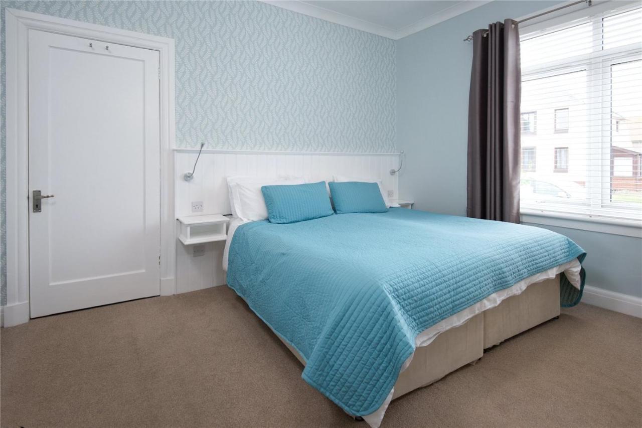 Hillcrest Bed & Breakfast Аймът Екстериор снимка